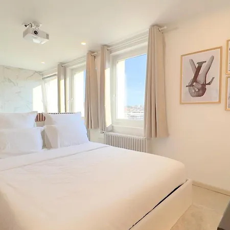 Ps5, Cinema & Jacuzzi - Skyline Luxe Apartment Saint-Etienne  Exterior photo